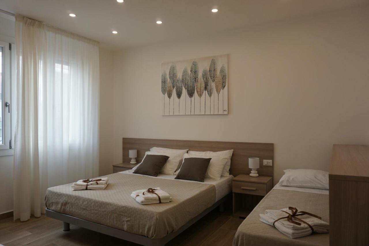 Azzisa Holidays Suite パレルモ エクステリア 写真